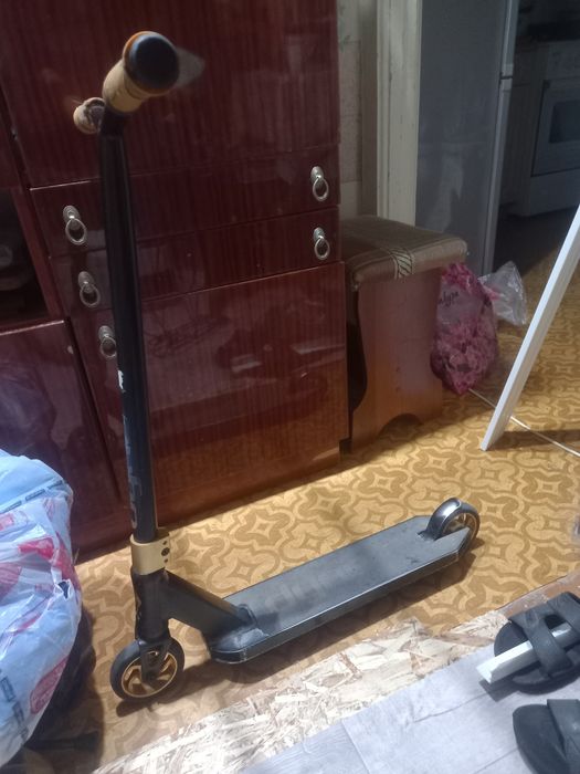 Продам самокат цена 20000 торг есть