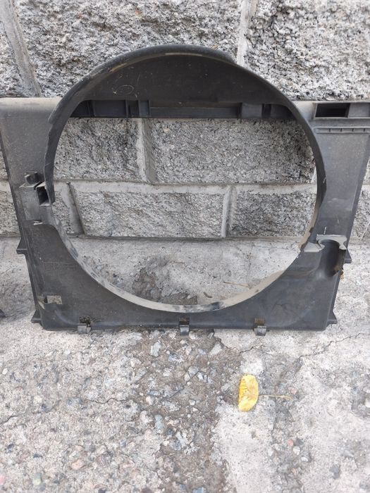 БМВ  Е 39 диффузор м54, 52