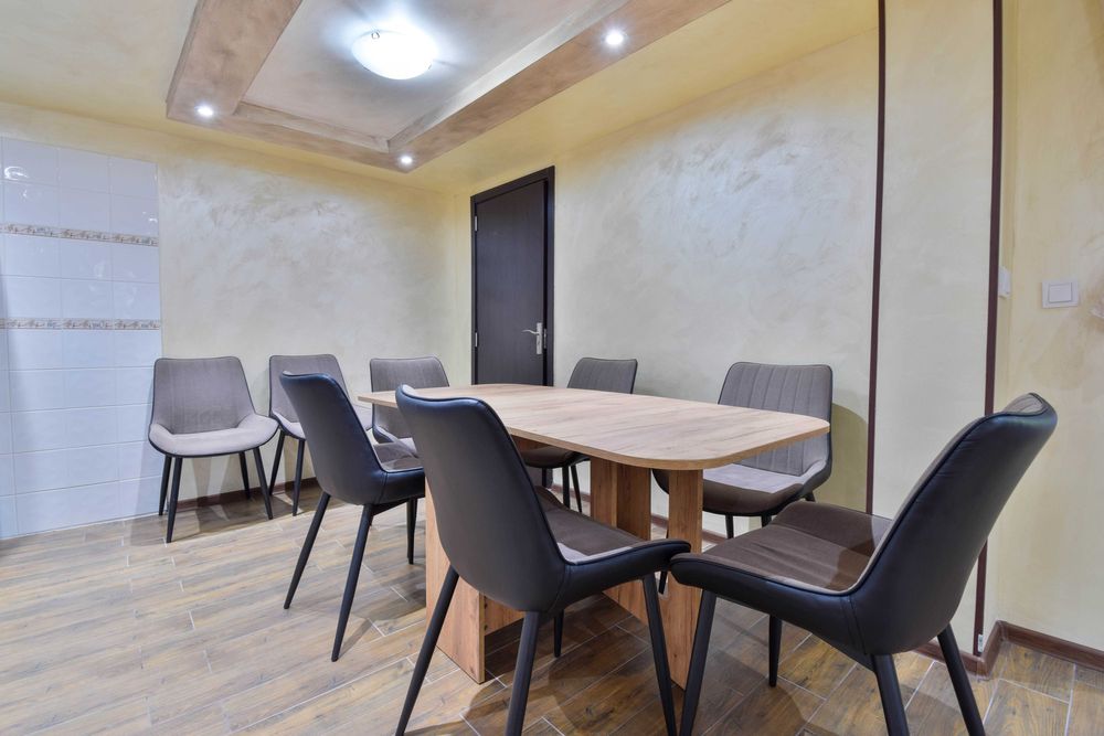 Дава се под наем Многостаен апартамент в София, Център - 120 кв.м за 995 € - Снимка #3