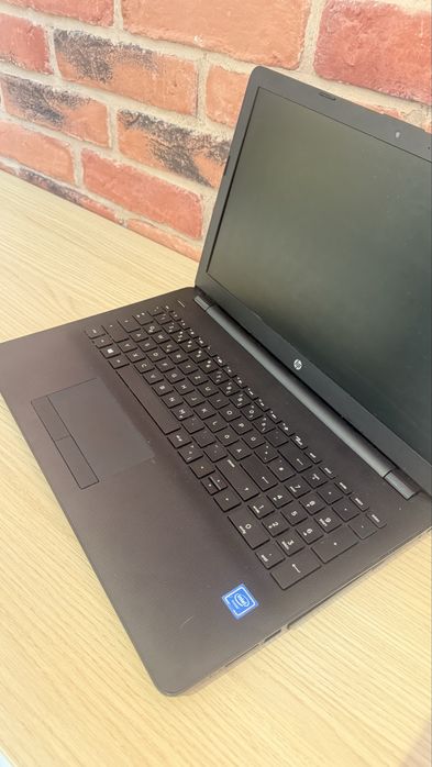 Продавам HP 15-bs036ng лаптоп
