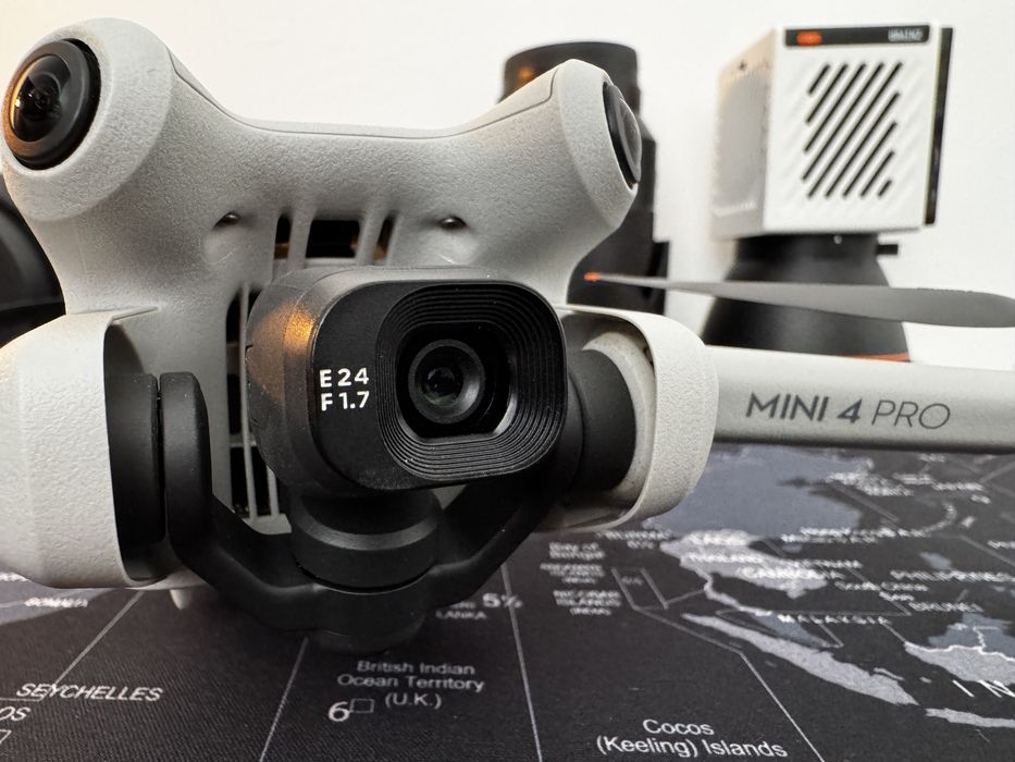 DJI Mini 4 Pro + Контролер DJI RC2