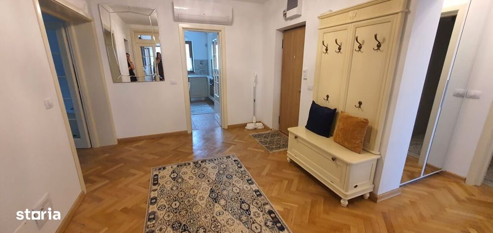 Apartament de inchiriat 4 camere zona Copou-Parcul Copou