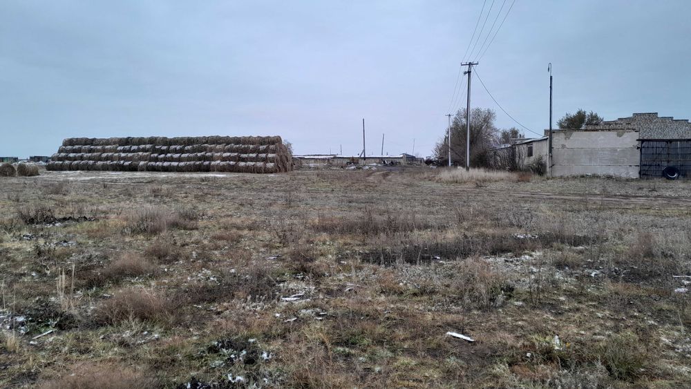 База помещение с прилегающей территорией