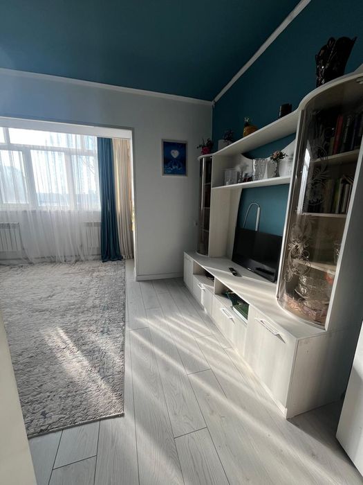 Продается 2 ком.квартира Восток микр