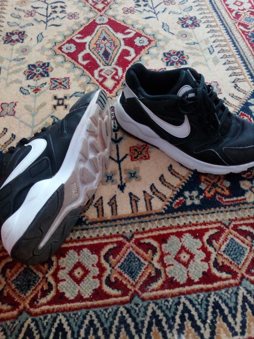 Маратонки за момче Nike