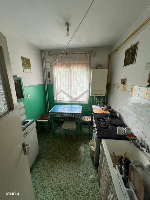 Apartament 4 camere Podu Ros