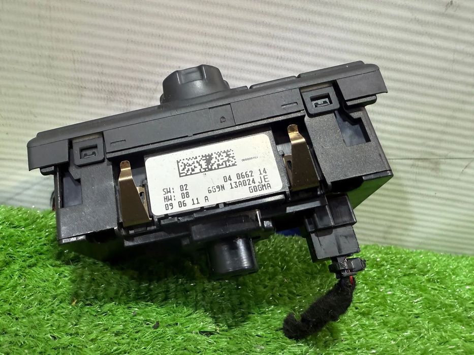 BLOC CONTROL LUMINI LAND ROVER Freelander II 2009 2.2 DIESEL DW12 SUV COD OEM 6G9N-13A024-JE 04066214 2006-2014