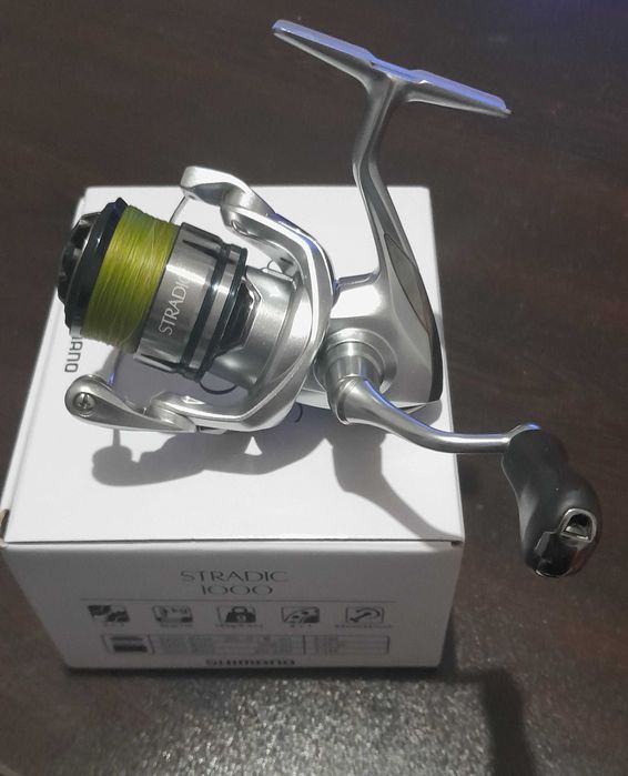 Макара Shimano 19 Stradic 1000FL