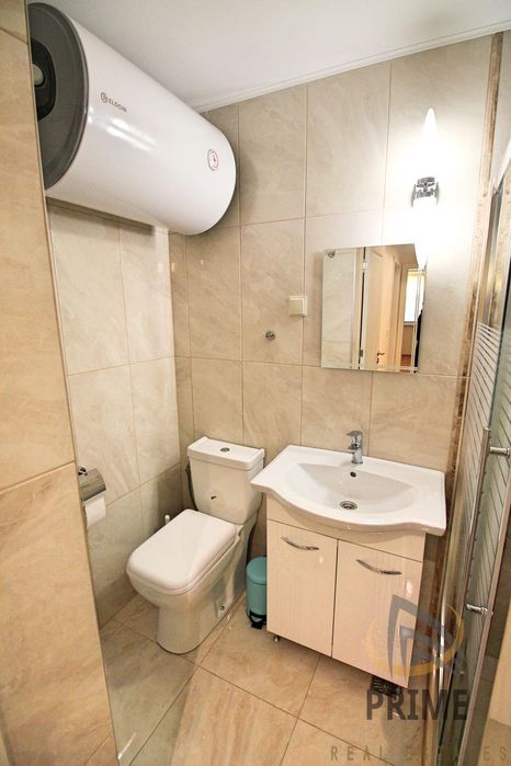 Дава се под наем Двустаен апартамент в Бургас, Център - 65 кв.м за 459 € - Снимка #6