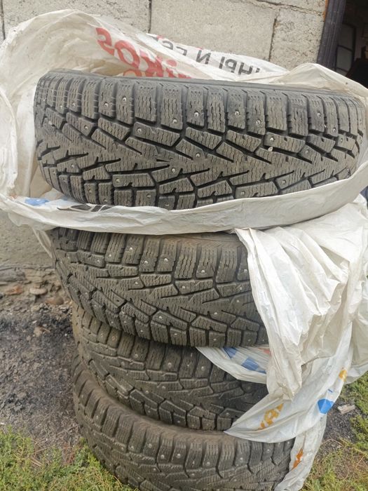 Шины зимние 215/60r16