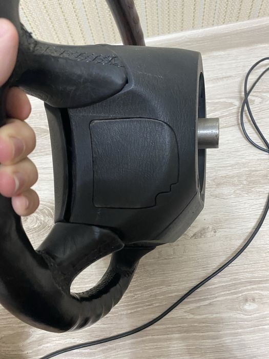 Руль nissan primera