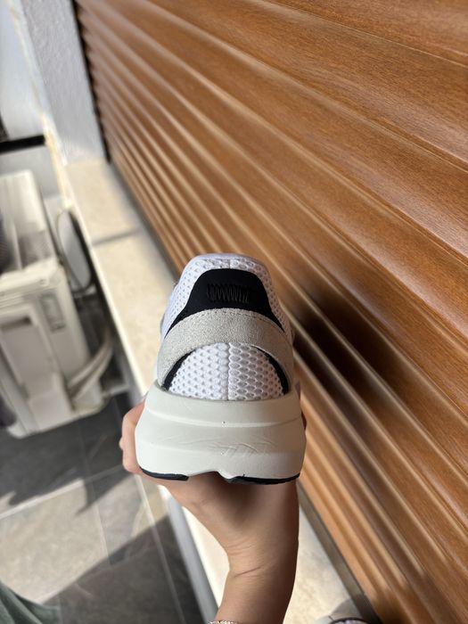 Нови обувки adidas