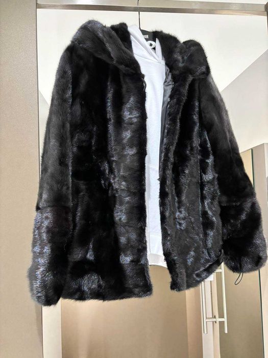 Нова норкова палто трансформър от Гърция