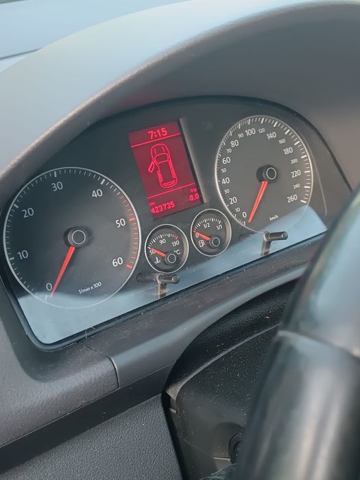 De vanzare : vw touran