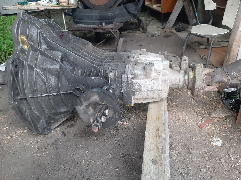 Продаётся коробка на Ford Tranzit.