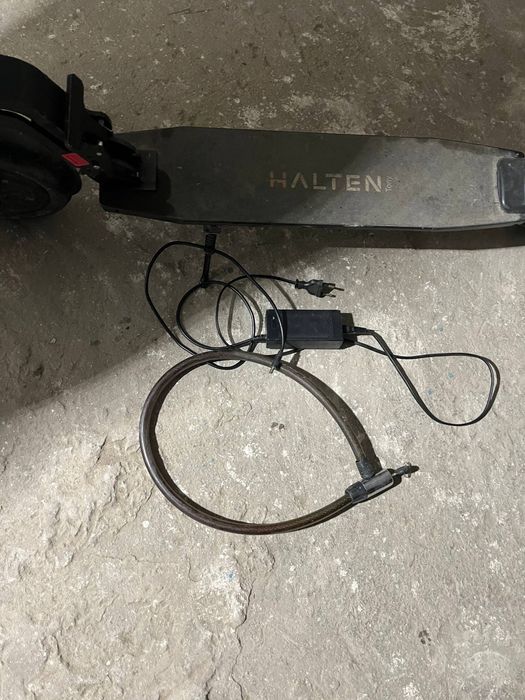 Электронной самокат