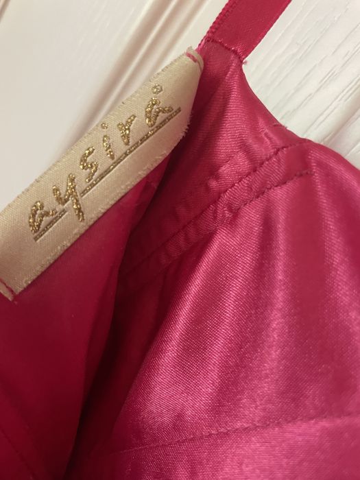 Бална рокля с камъни Swarovski и пайети