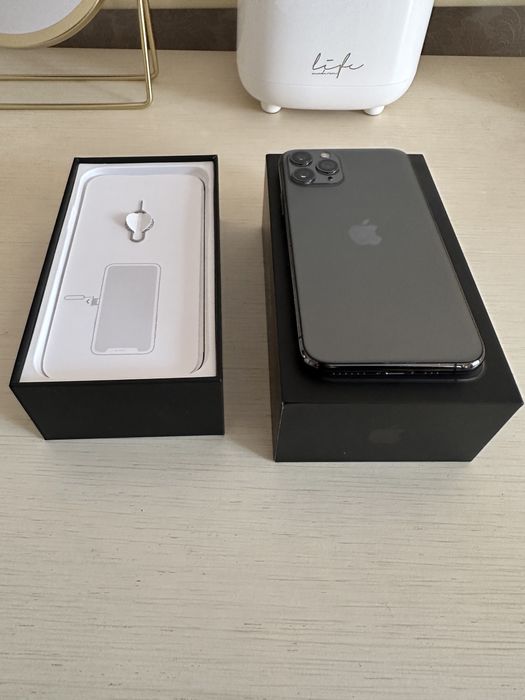 Продам айфон/iphone 11 pro 256 gb space grey