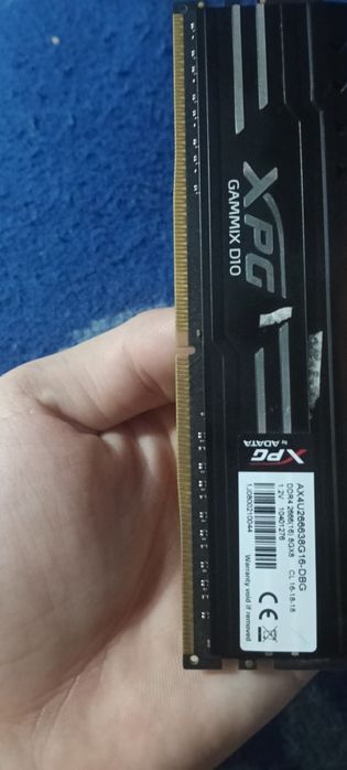 Kit memorii RAM DDR4 16 gb