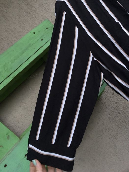 Rochie ONLY cu nasturi și cordon în talie