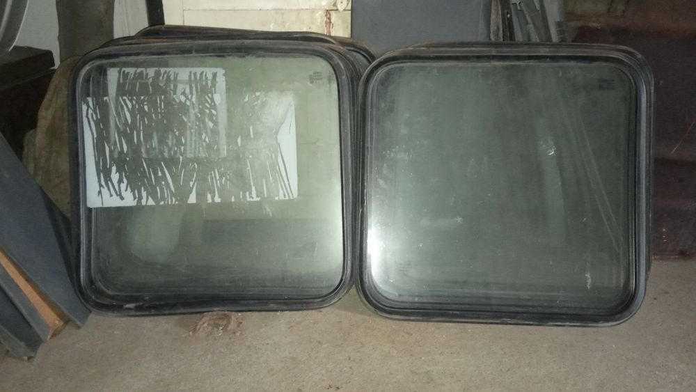 Продам окна(окна) от пассажирской Газели