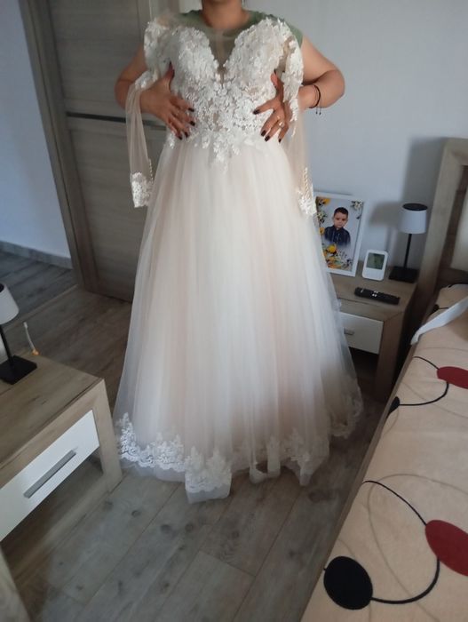 Vând rochie de mireasa