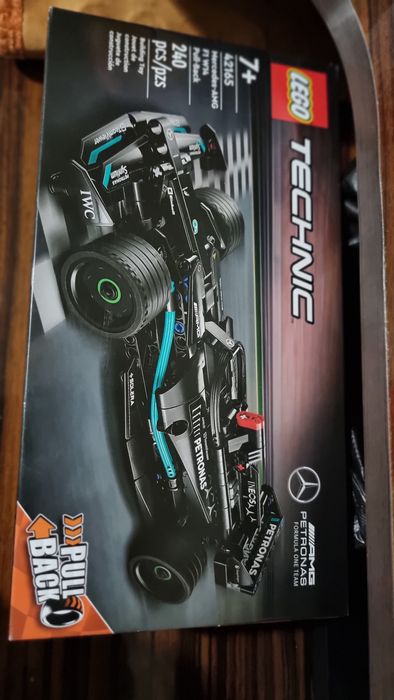 Лего техник. Мерседес AMG Full-Back