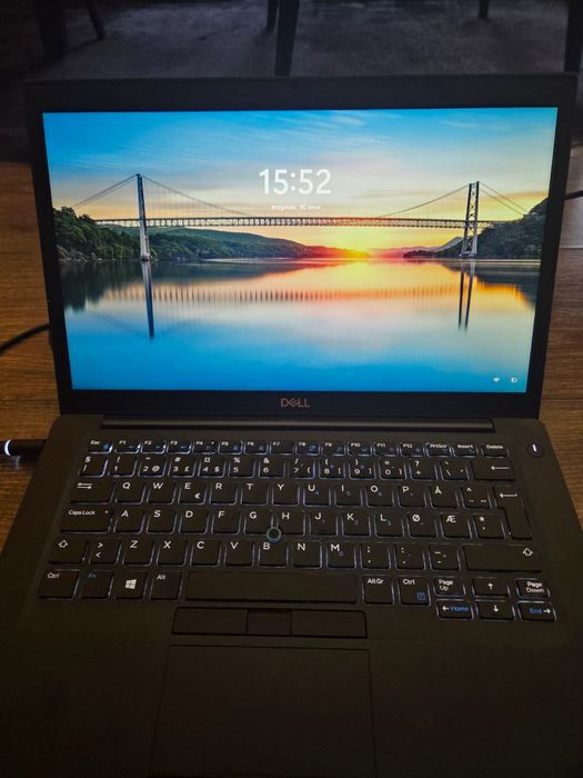 Лаптоп Dell Latitude 7490
