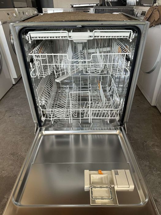 Съдомиялна +гаранция 1 година. MIELE за вграждане 60см. Безплатна доставка за София