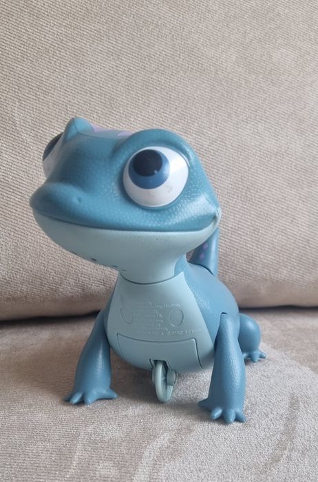 Барби кола и играчки от Леденото кралство 2 - гущерчето Саманта и Конч