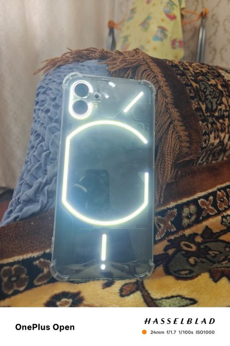 Телефон Nothing Phone 1