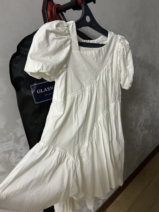 Белое платье Zara для девочки
