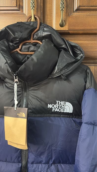 Geaca North Face noua