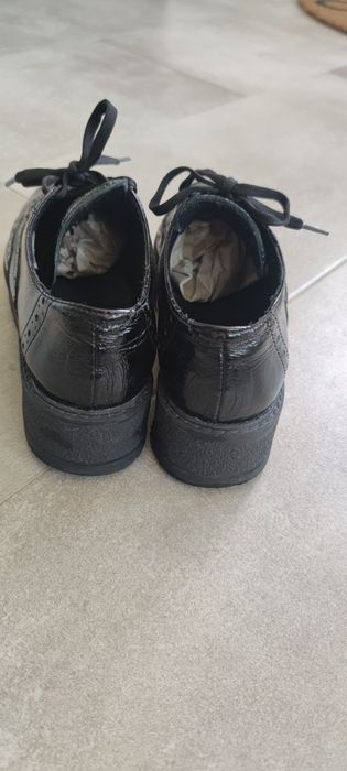 Маратонки "Skechers" чисто нови  и обувки от естествена кожа