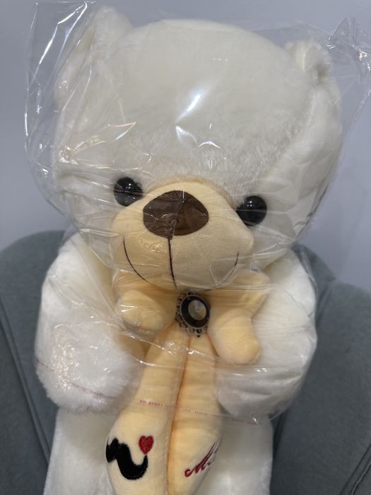 Белая мягкая игрушка, мишка