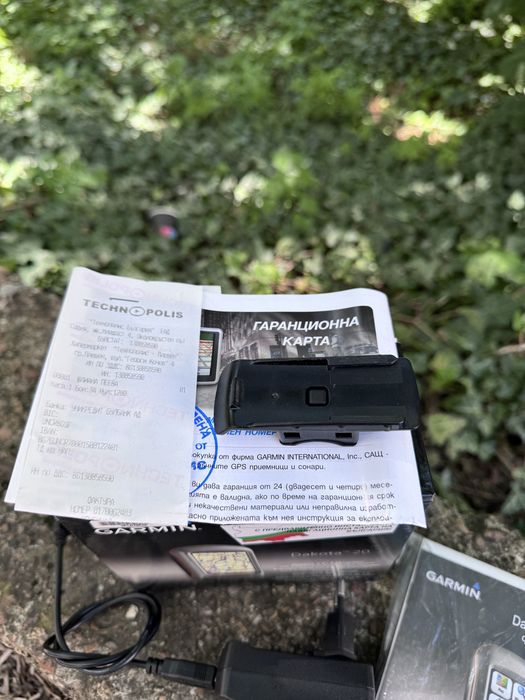 Продавам компактна планинска GPS навигация Garmin Dakota 20