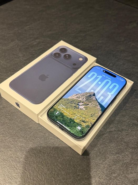 Iphone 17 pro 256 GB Deep Blue stare 10/10 baterie 96%