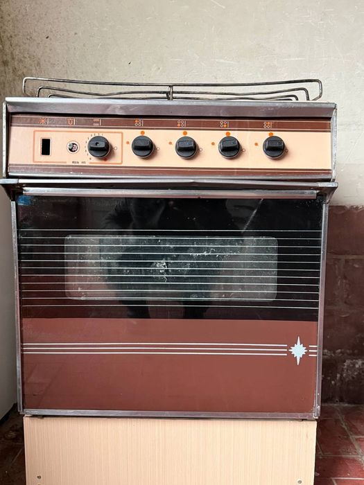 Brest gaz plita sotiladi. Газовая плита Брест  продаётся