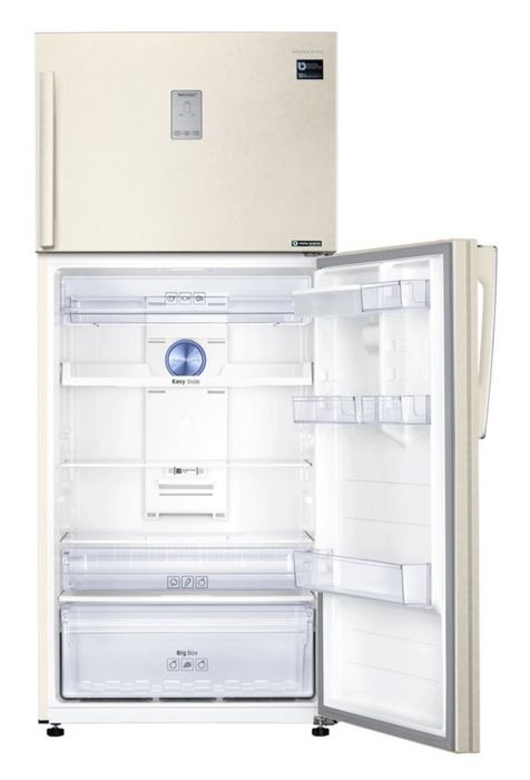 Холодильник Samsung