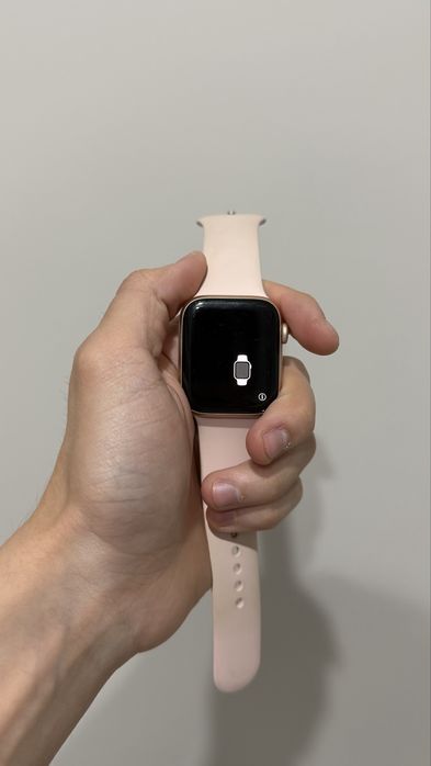Apple Watch Series 6 GPS 44mm Gold