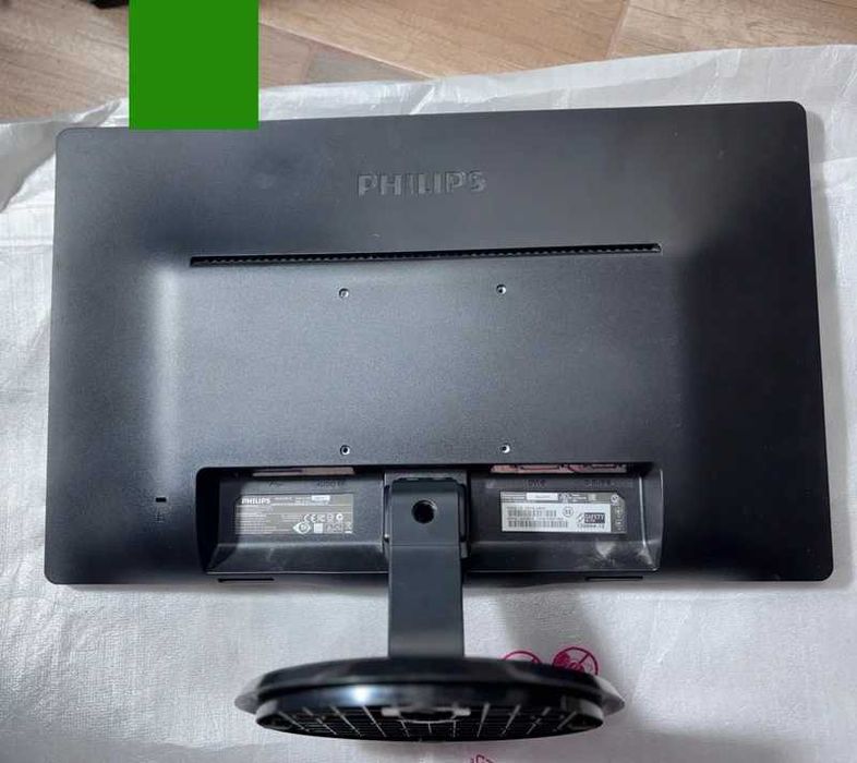 Monitor LED Philips 21.5", Wide, Full HD.