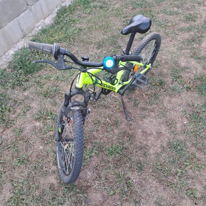 Vând bicicleta Rockrider pt copii