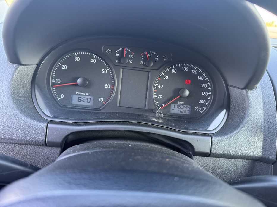VOLKSWAGEN Polo 2006 — imagine 5