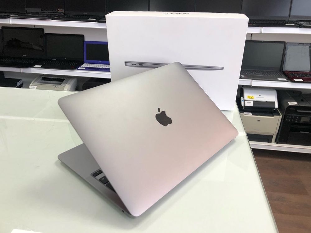 Macbook air 13 retina 2020