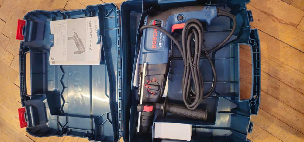 Перфоратор BOSCH GBH 2-26