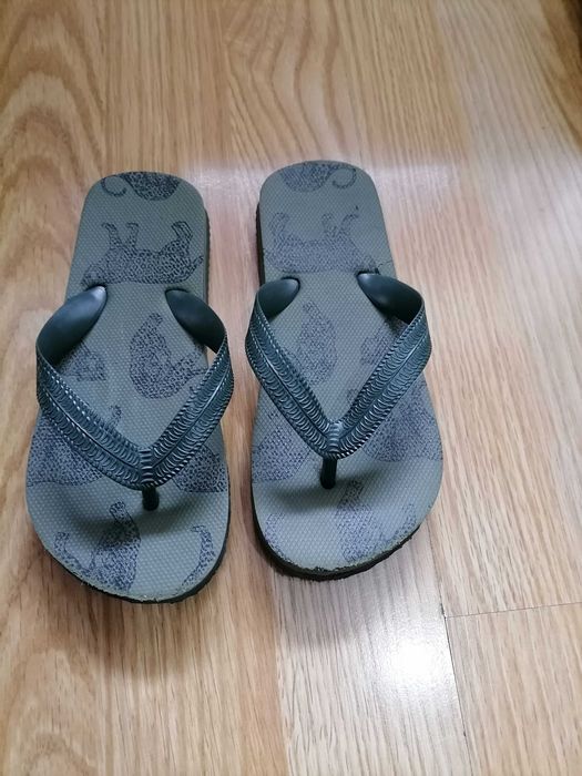 Лот обувки и сандали.