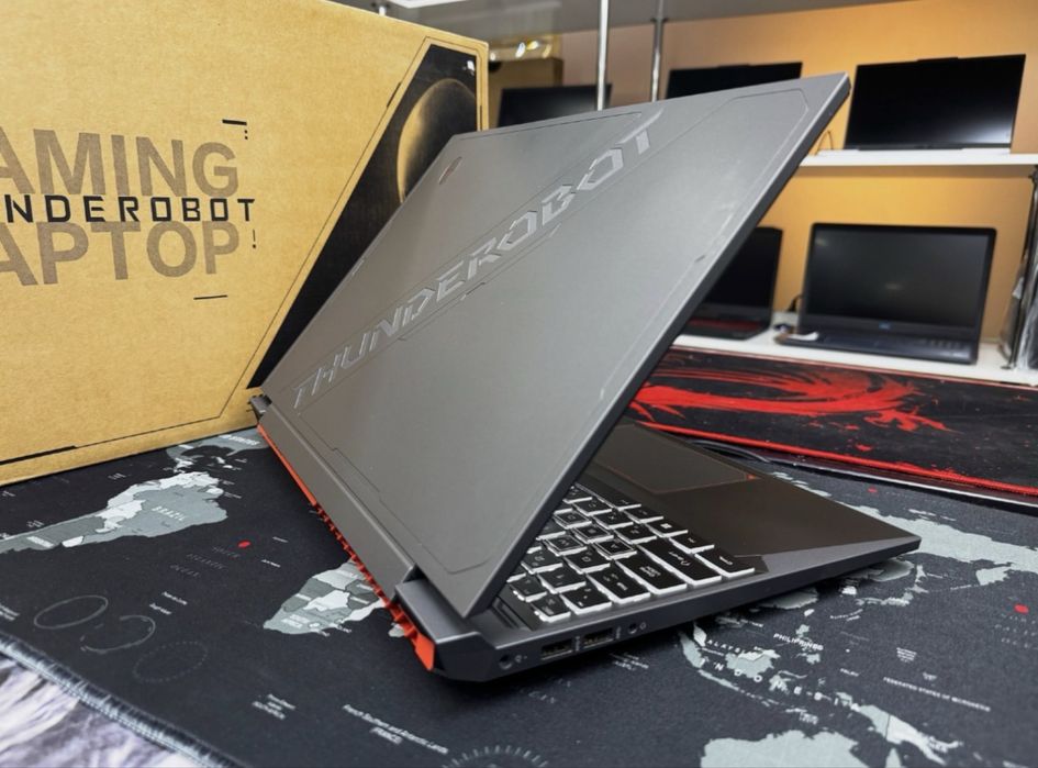 Игровой ThundeRobot 911/i5-12450H/RTX4060/16GB/SSD512GB/165Hz