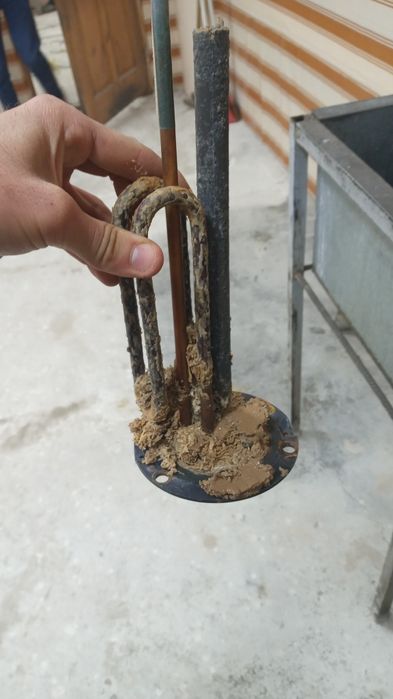 Установка ремонт аристон водонагревател.