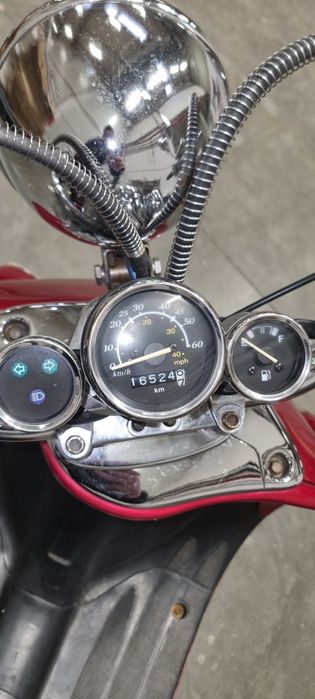 Vând scuter retro impecabil,primul propietar de nou