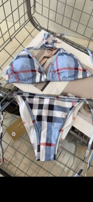 Costum de baie Burberry, model 2026, 8 modele, pret fix